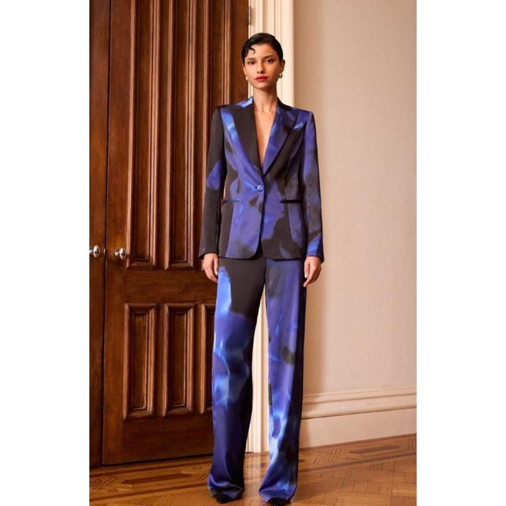 BCBGMAXAZRIA Rose Printed Blazer and Matching Relaxed Pants Set 8 - Picture 3 of 5